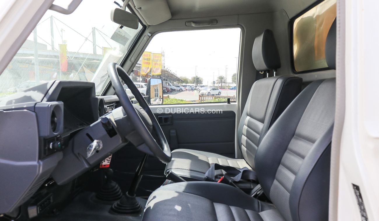 تويوتا لاند كروزر بيك آب