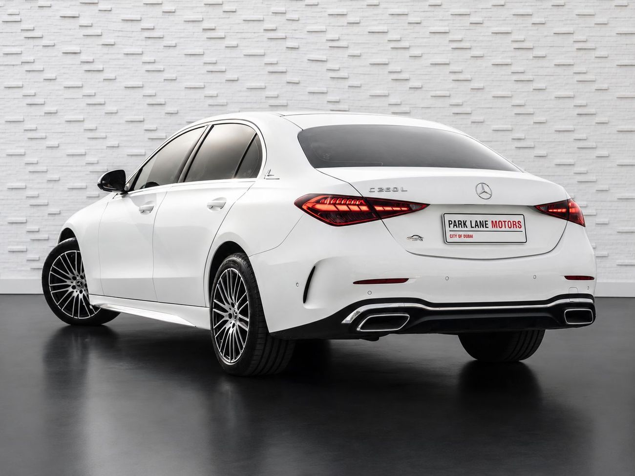 Mercedes Benz C260L STD (NON GCC)