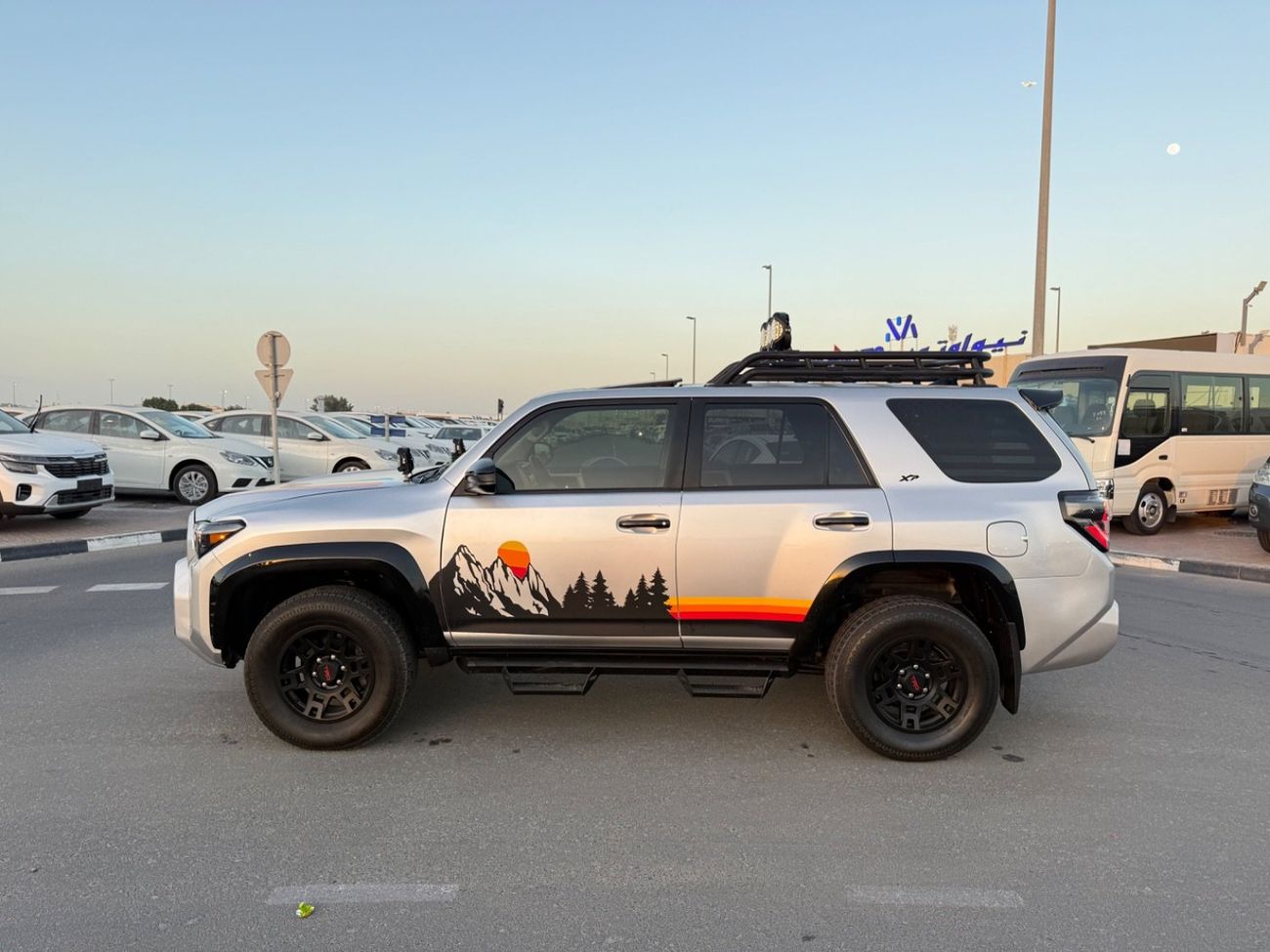 تويوتا Runner4 2022 XP PREMIUM EDITION 4x4 NEW SHAPE 2025 KIT US SPEC
