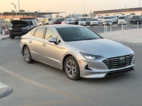 Hyundai Sonata Premium 2.5L
