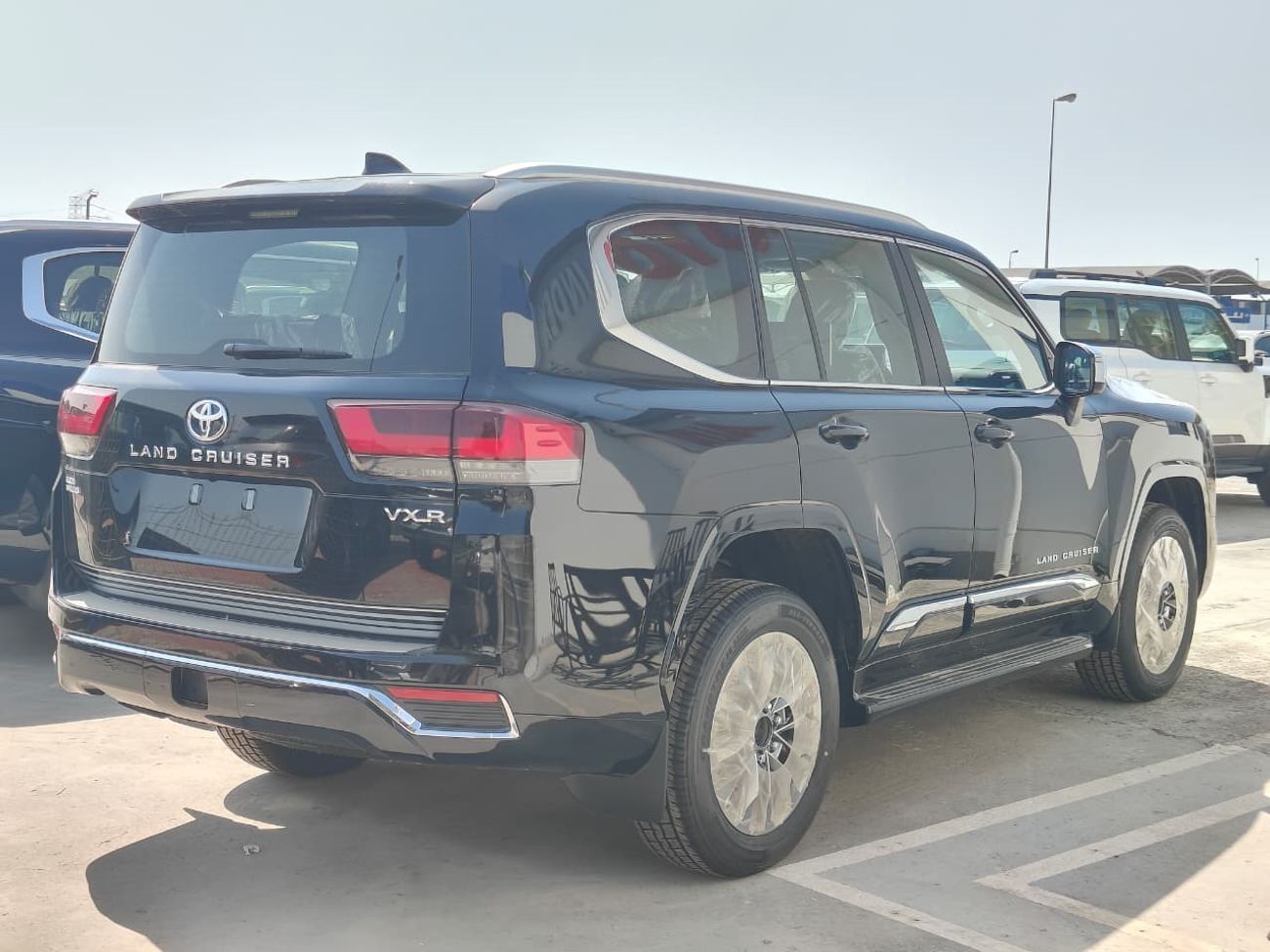 Toyota Land Cruiser VXR 3.5L