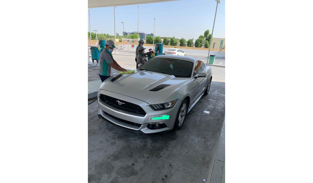 Ford Mustang 2015 Eco Boost 4-Cyl for Urgent SALE