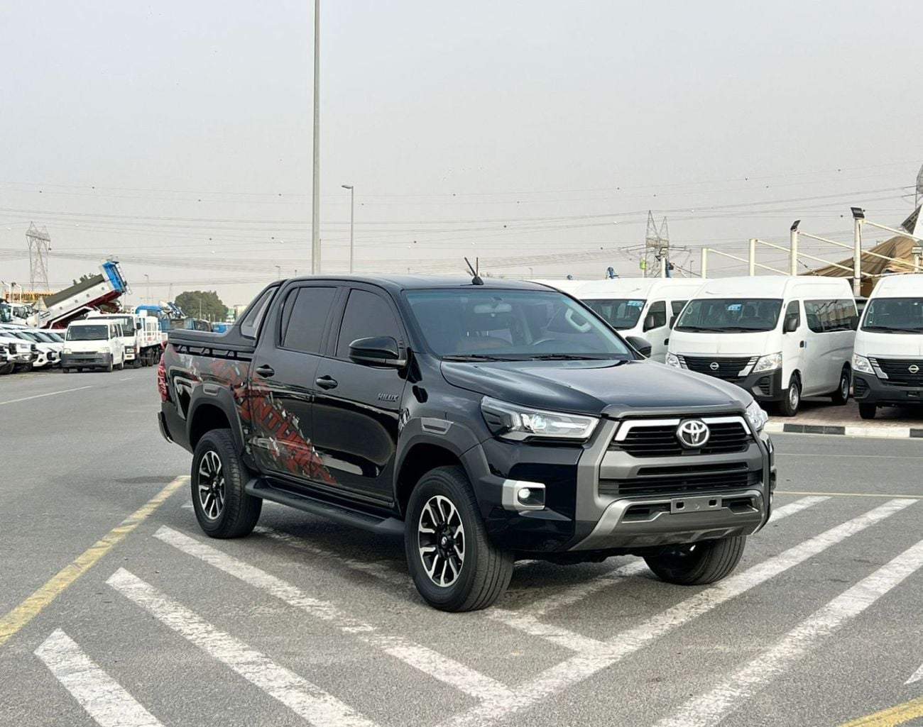 Toyota Hilux 2022 Toyota Hilux GL Adventure Modified - 2.7L V4 - GCC - AWD 4x4- Rear Camera -  Patrol