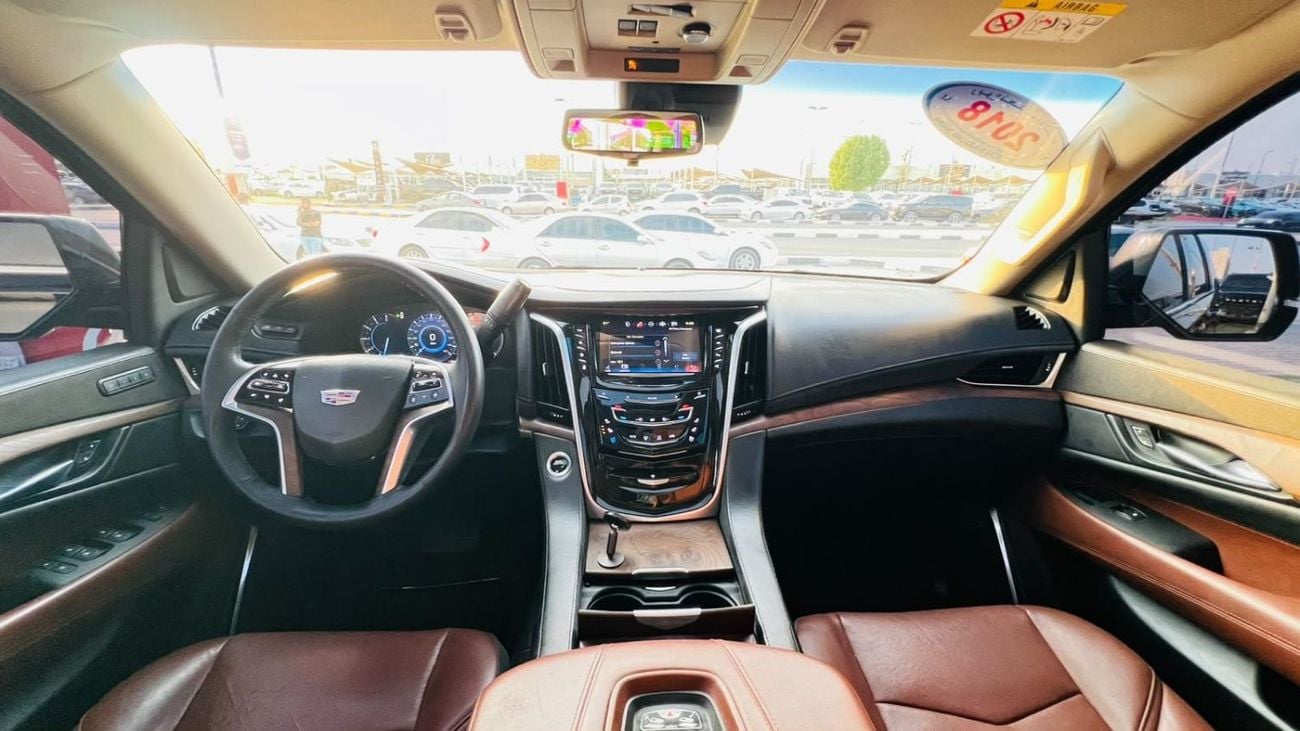 Cadillac Escalade PLATINUM 2018.ENGINE 6.2L/V8