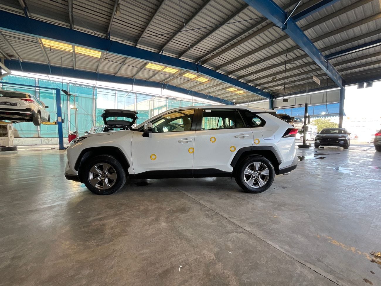 تويوتا راف ٤ 2.5 EXR 4WD AUTO | شامل الضمان | 0 ﺪﻔﻋﺓ ﺃﻮﻟﻯ
