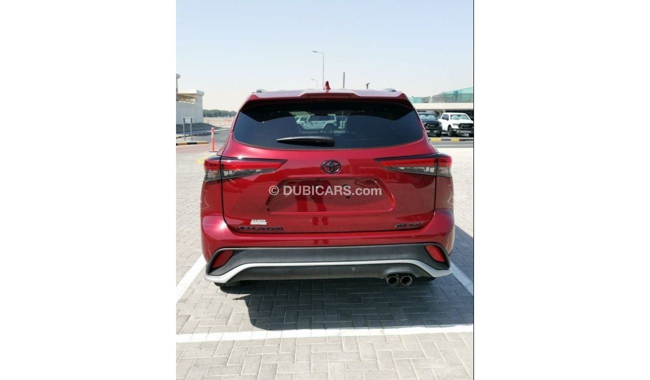 Toyota Highlander Toyota Highlander XSE - 2021 - Red