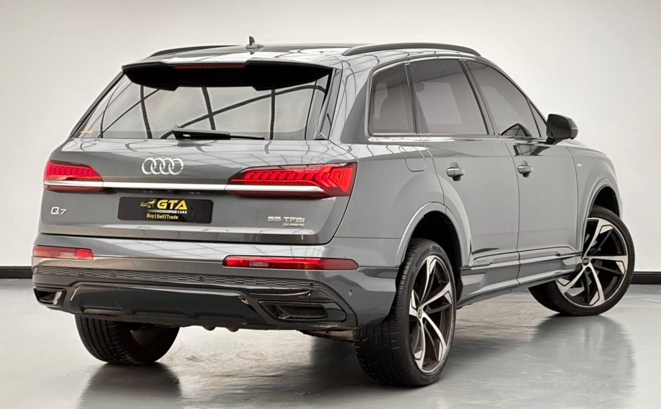 Audi Q7 55 TFSI quattro 3.0L 2021 Audi Q7 55 TFSI Quattro S-Line Black Edition, 1 Year Warranty Unlimited Km