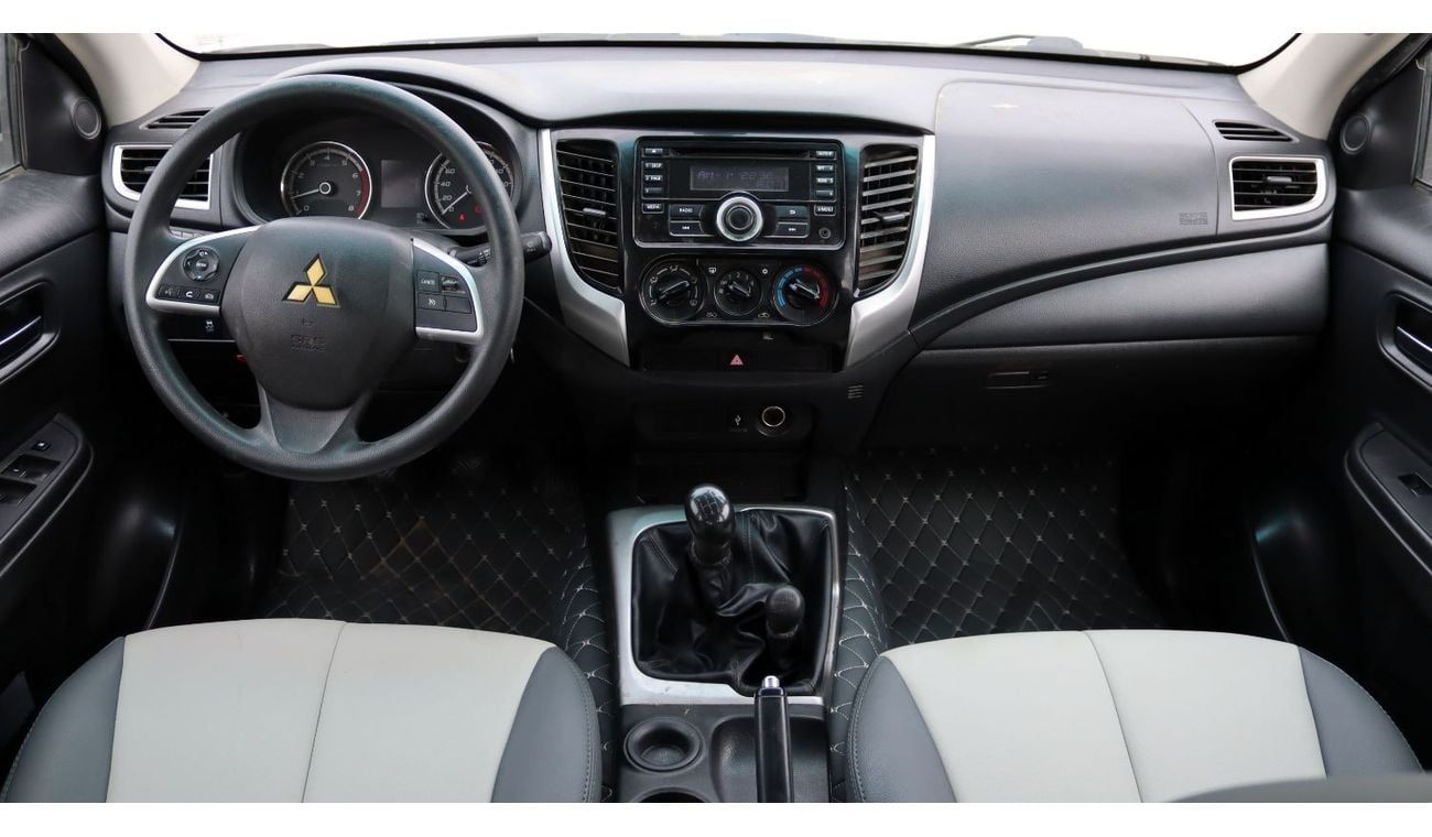 Mitsubishi L200 GLX 2.4L