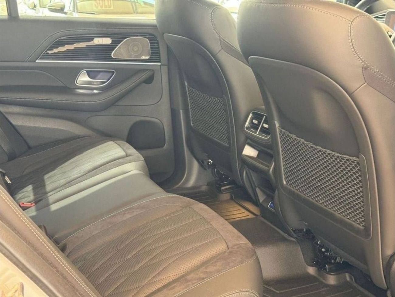 مرسيدس بنز GLE 53 AMG 2024- Mercedes-AMG GLE 53-4matic