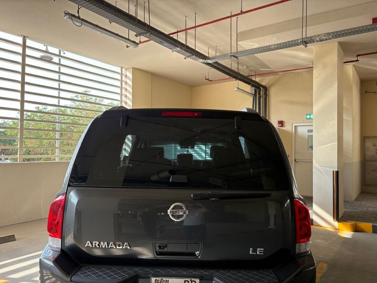 Nissan Armada LE