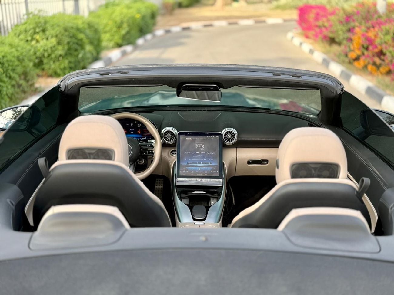 مرسيدس بنز SL 63 AMG Roadster SE Performance