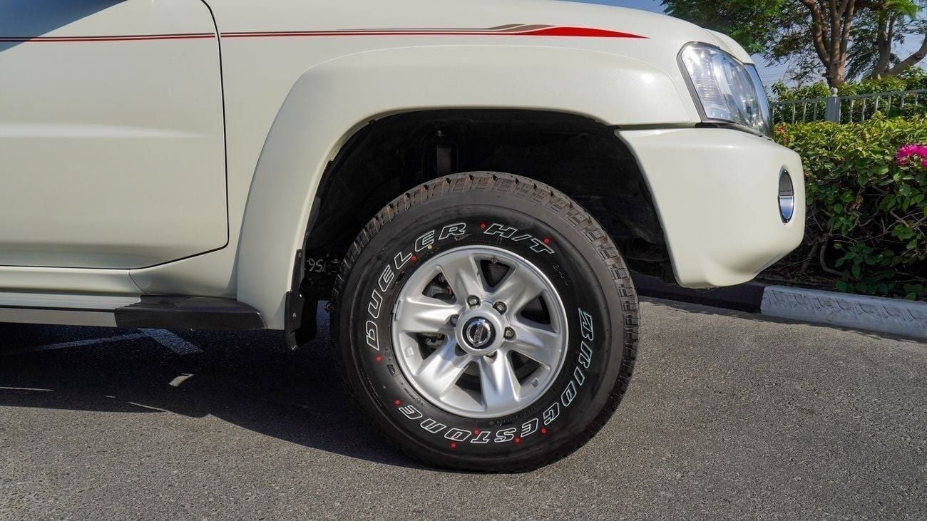 Nissan Patrol Safari Safari 4.8L A/T