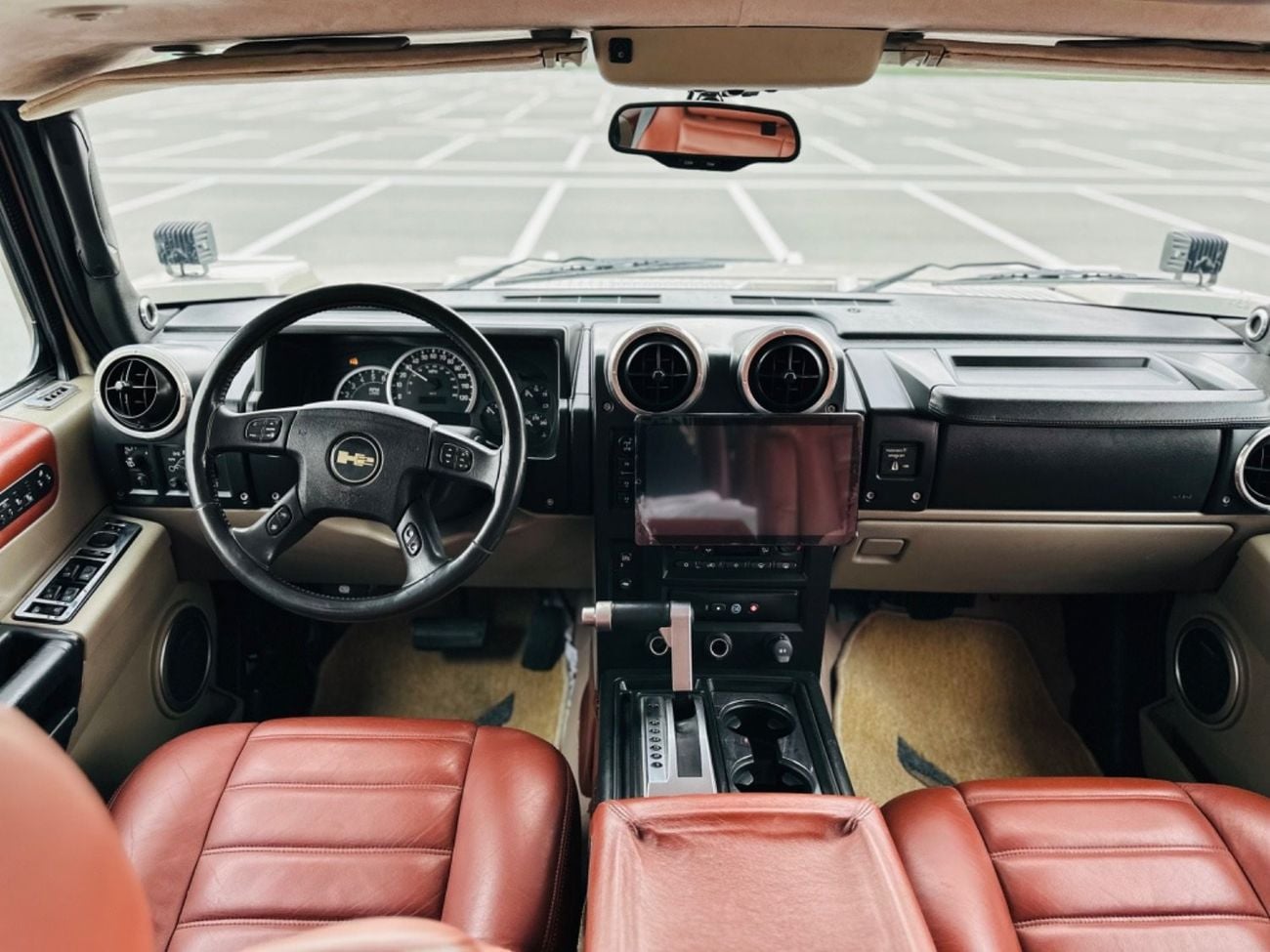 Hummer H2 MODEL 2005 car perfect condition inside and outside full option sun roof leather seats