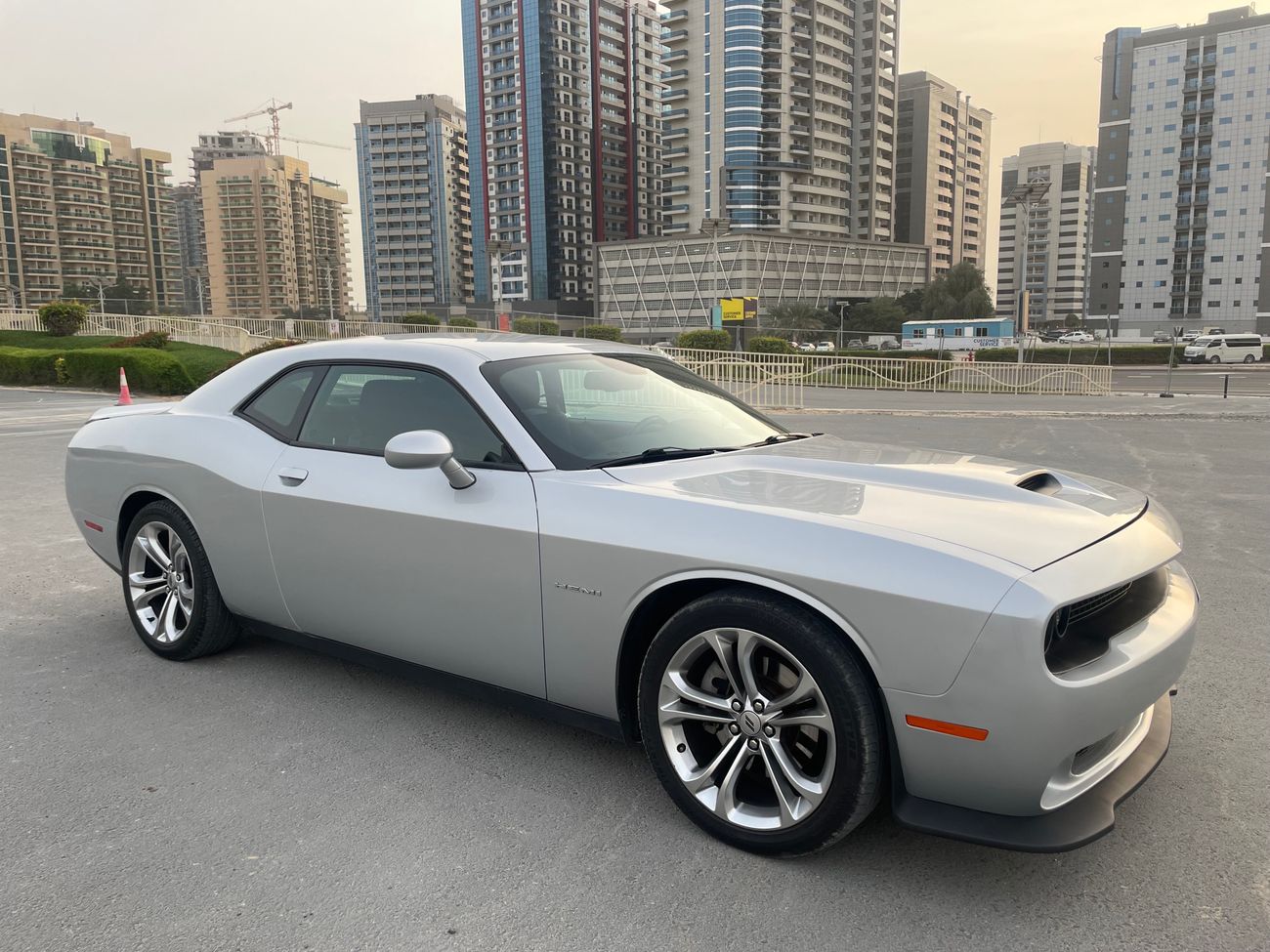 Dodge Challenger R/T 5.7L (370 HP)