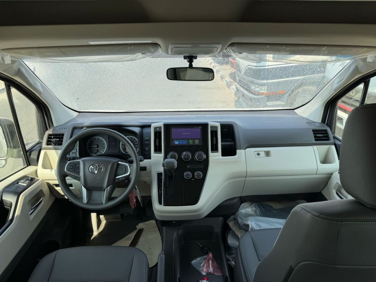 تويوتا هاياس Commuter 3.5L A/T