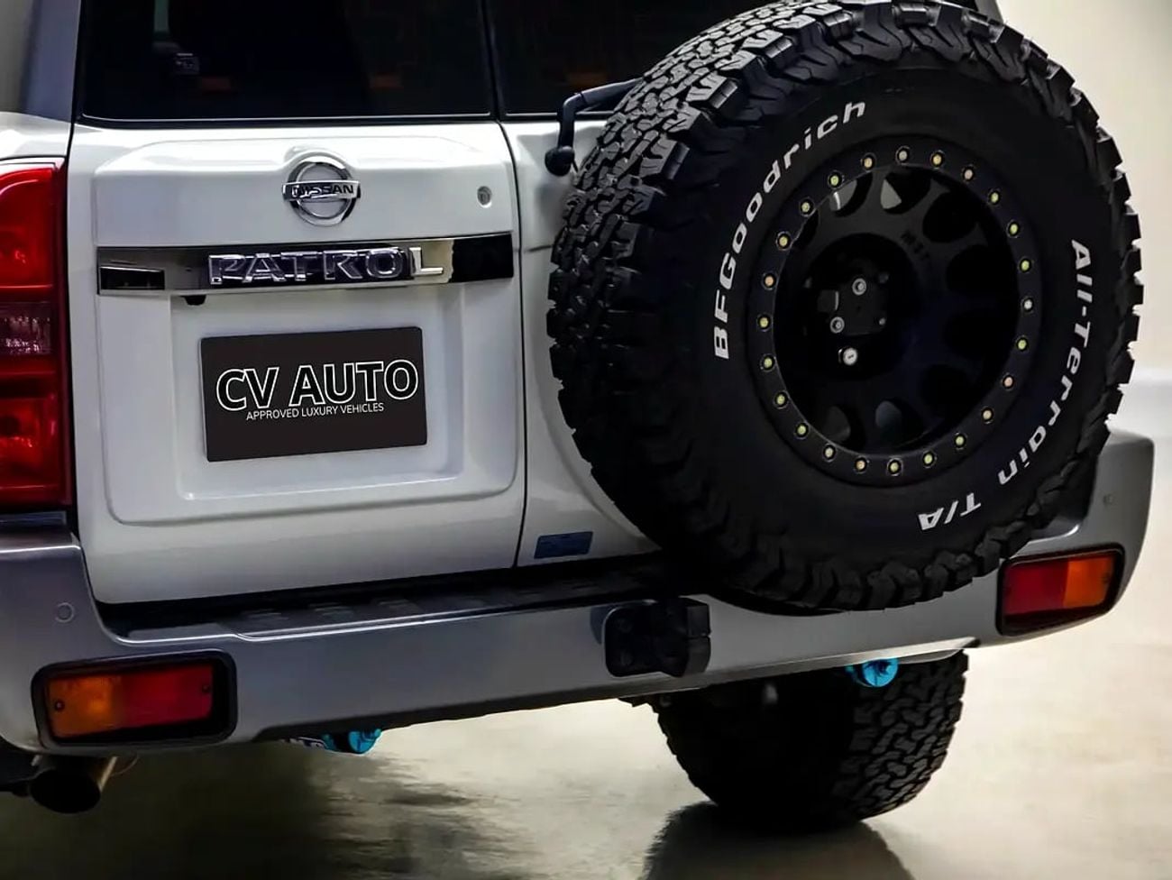Nissan Patrol SUPER SAFARI Patrol | Super Safari | GCC Spec | Stage 1 Turbo & Performance Upgrade+Off-Road PKG