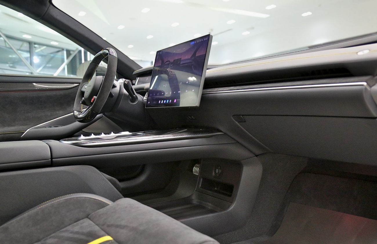 Xiaomi SU7 Ultra 2025 Standard Edition (EXPORT ONLY)