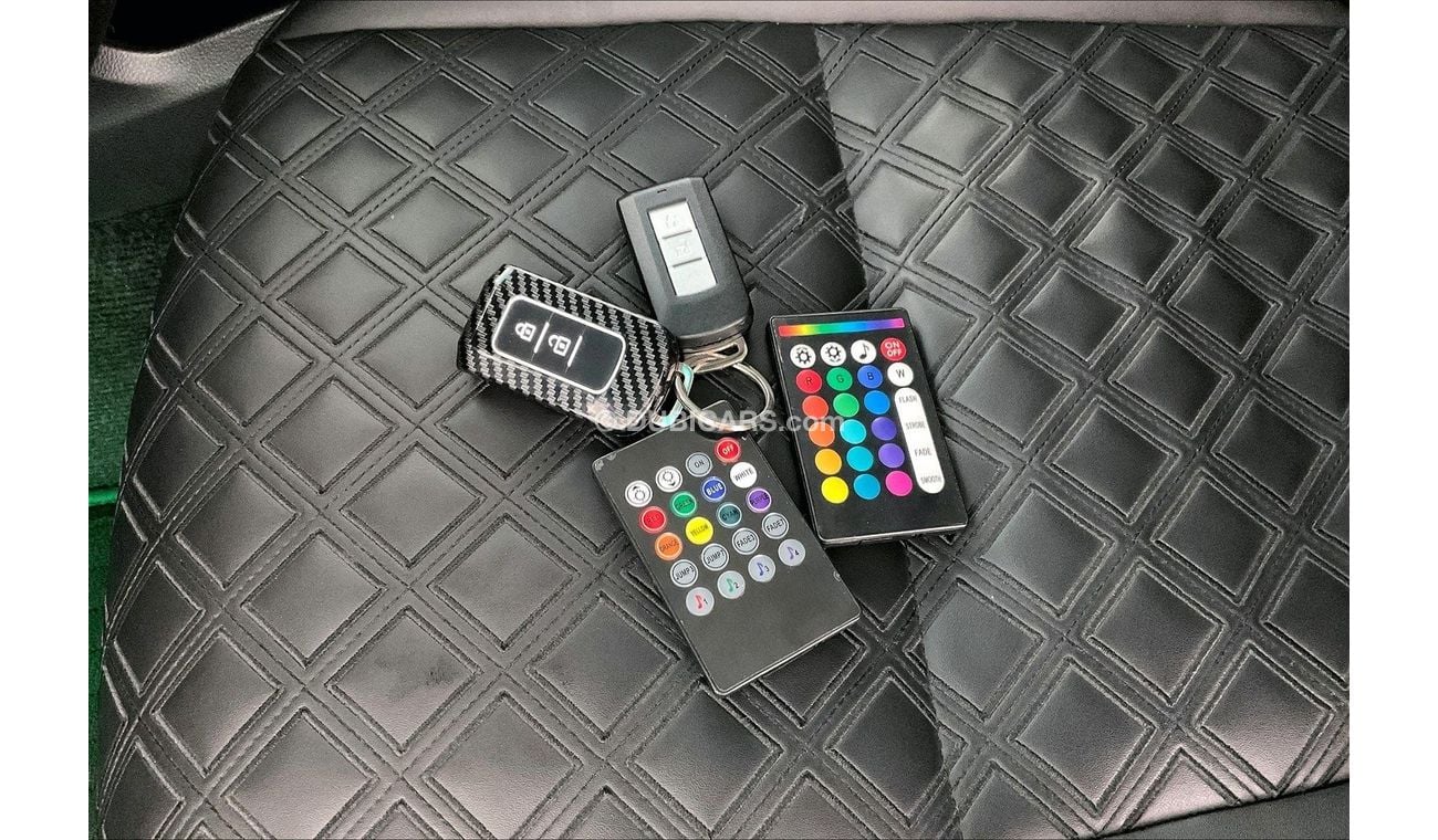 Mitsubishi Montero Signature