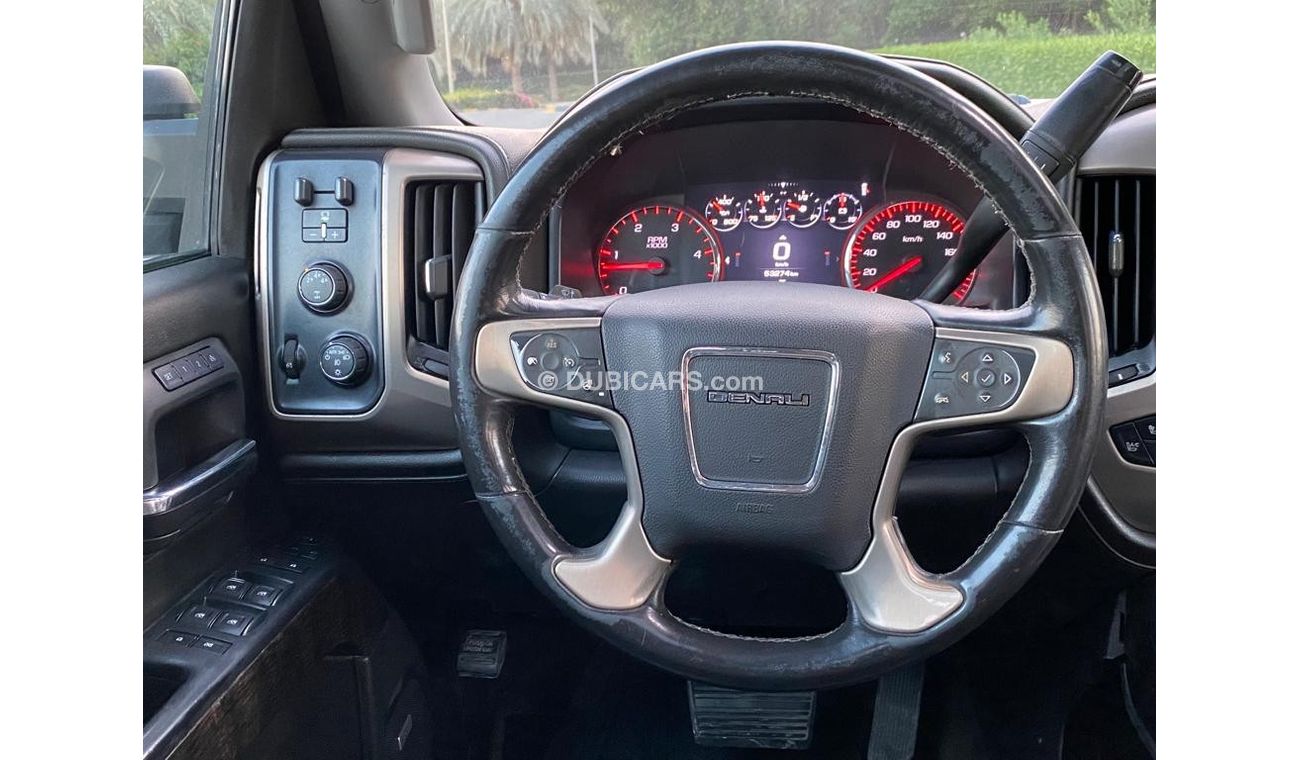 GMC Sierra 3500 HD Denali GMC Sierra Denali HD 2015 Diesel Perfect Condition - Accident Free
