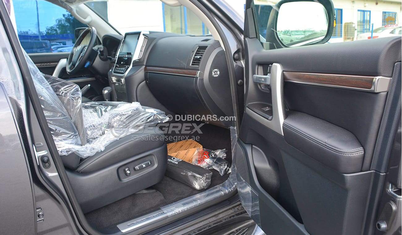 تويوتا لاند كروزر 2020 MODEL Cruiser EXECUTIVE LOUNGE TOP OF THE RANGE. 4.5L TURBO DIESEL.
