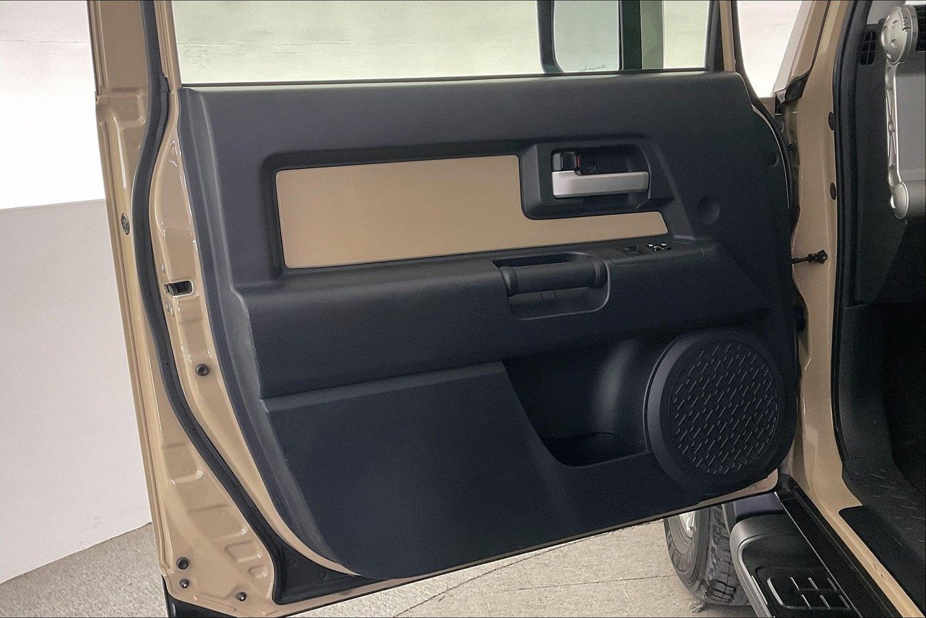 Toyota FJ Cruiser GXR | Guaranteed Warranty | 0 Down Payment