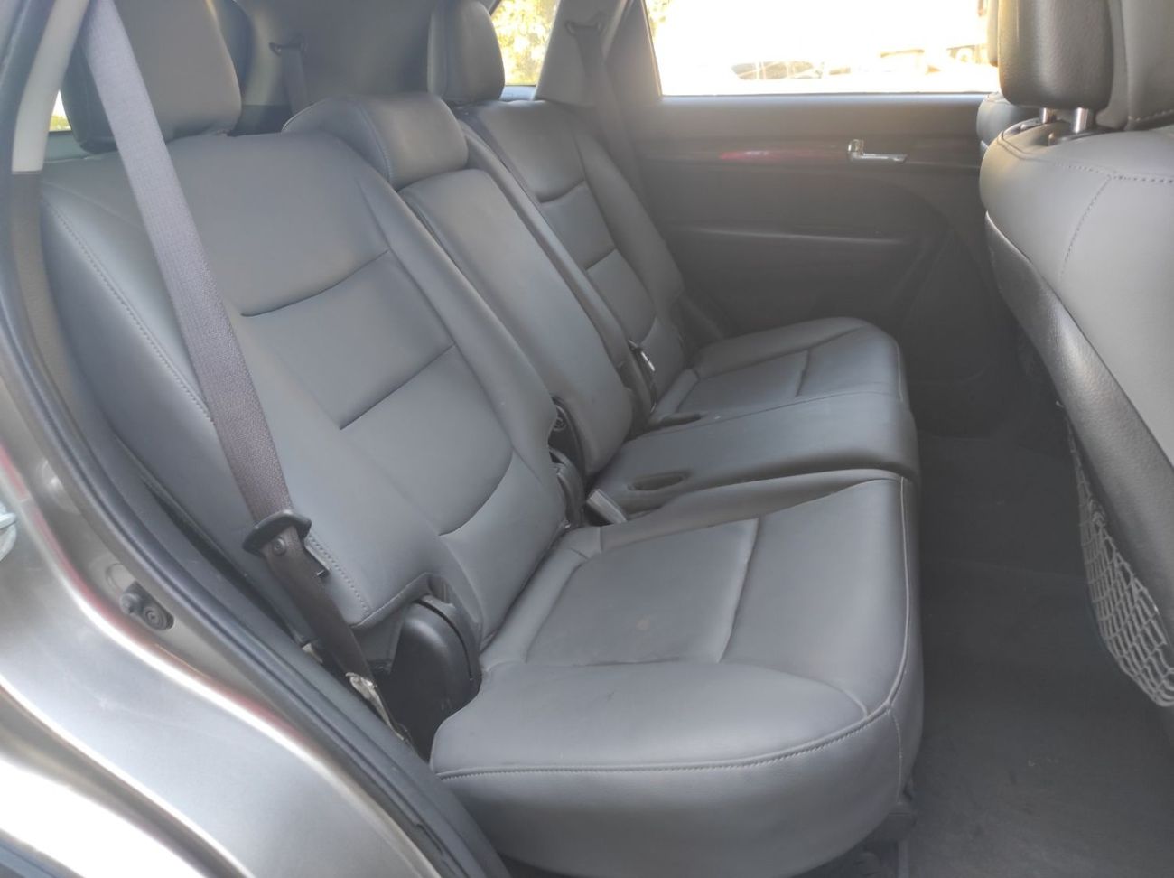 كيا سورينتو Base 3.3L AWD Kia Sorrento 2013 usa V6 7 seater full automatic