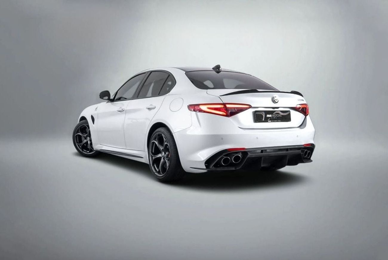 Alfa Romeo Giulia Quadrifoglio 2.9L (505 HP)