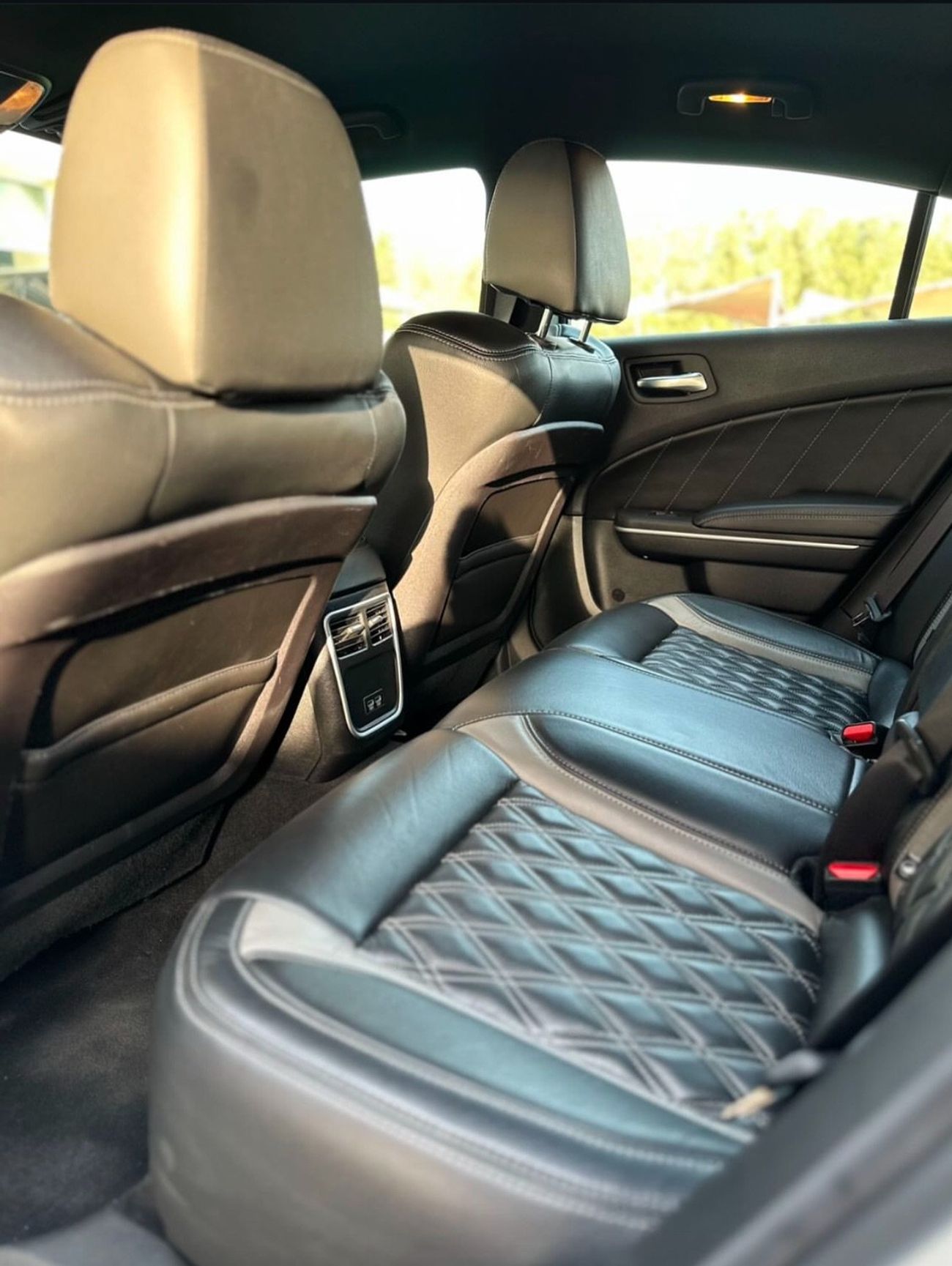 دودج تشارجر ‎دودج تشارجر سكات باك 2023 392 ‎صبغ وكالة بحالة الوكالة (كلين تايتل) ‎مالك اول ‎فل اوبشن