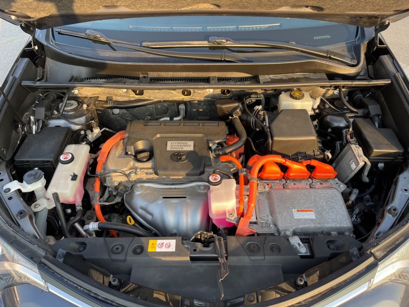 Toyota RAV4 2017 TOYOTA RAV4 XLE HYBRID 4x4 IMPORTED FROM USA