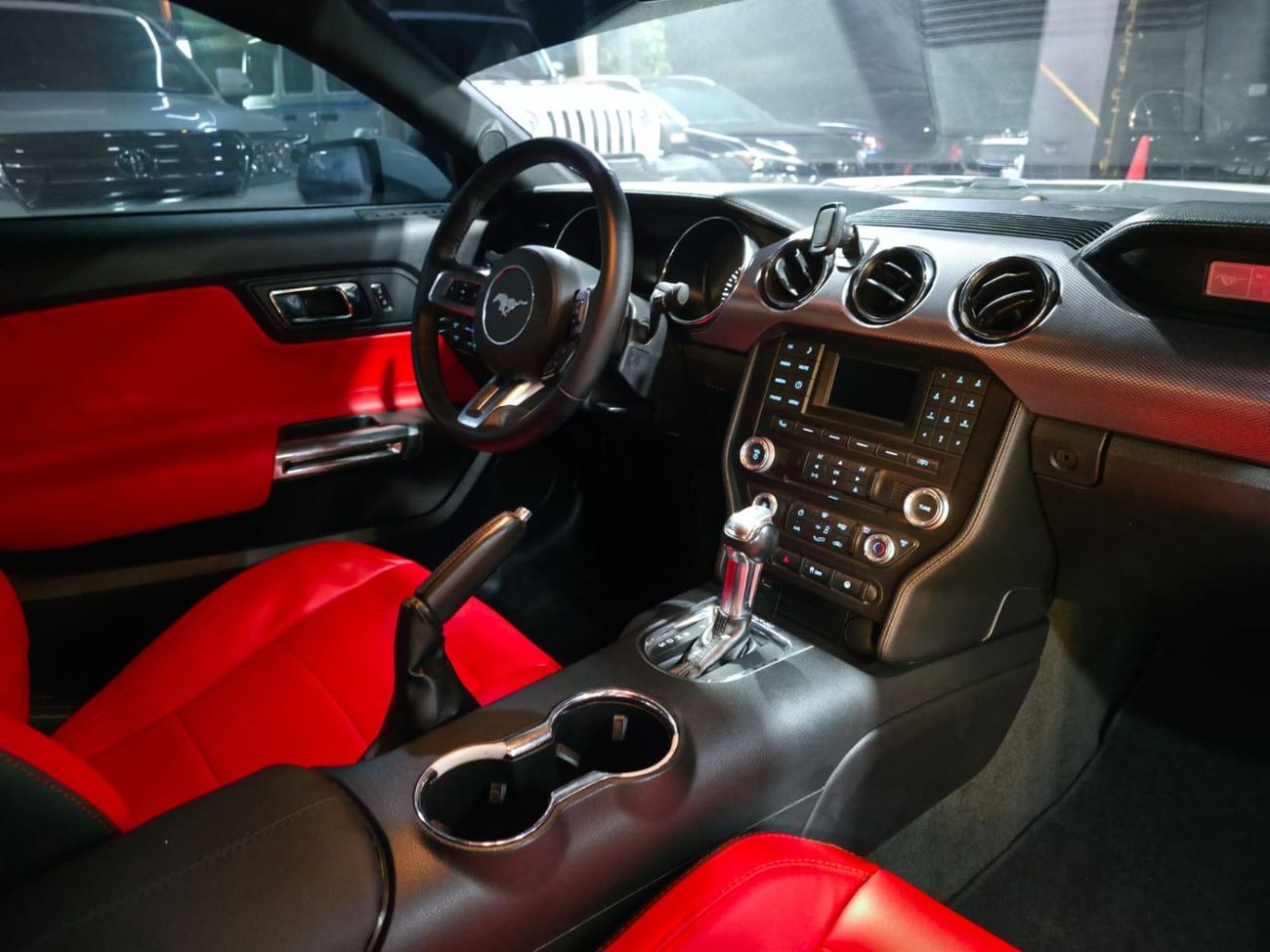 Ford Mustang GT Premium 5.0L V8