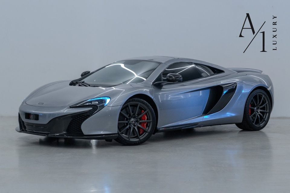 COUPE 2015 Mclaren 650s, Fully Loaded, Excellent Condition, Carbon Fibre Interior/Exterior, GCC Spec 2015