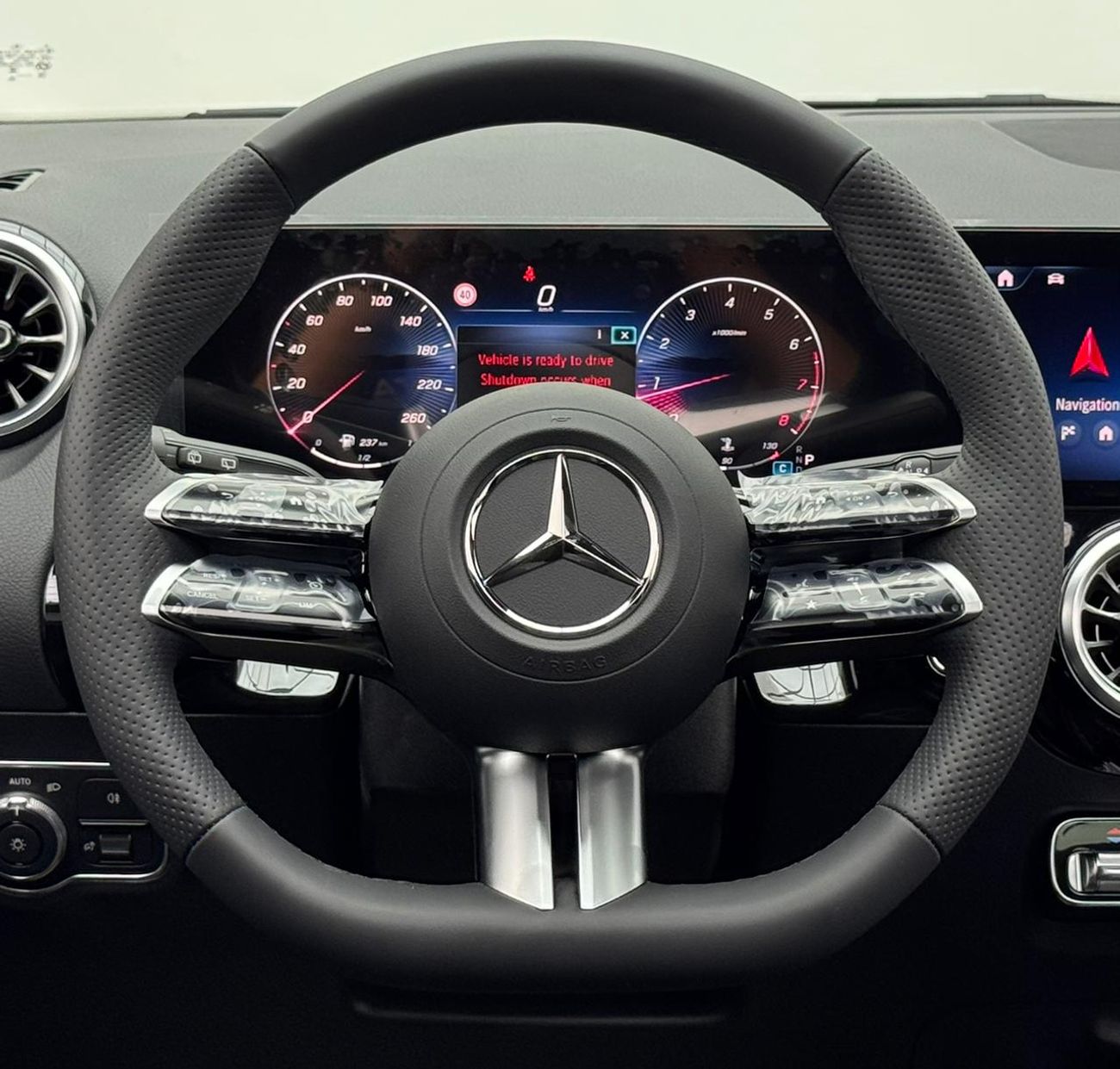 مرسيدس بنز GLA 200 2026 Mercedes-Benz GLA 200 AMG Night Package, 2030 Mercedes Warranty, GCC