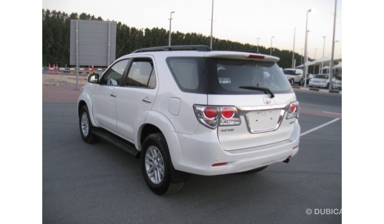 Toyota Fortuner V6