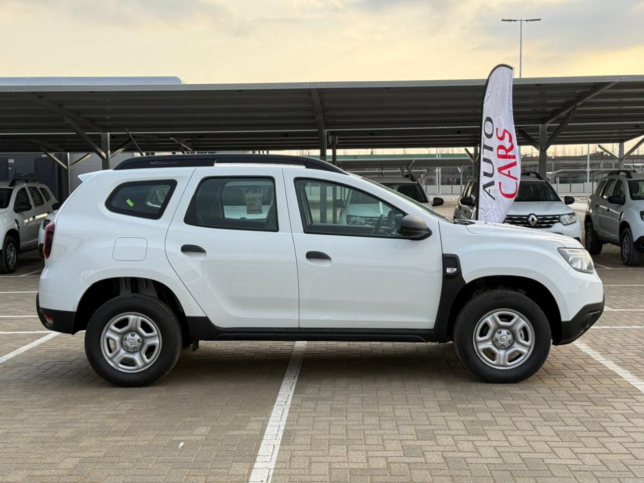 رينو داستر 1.5L Basic Option Petrol A/T