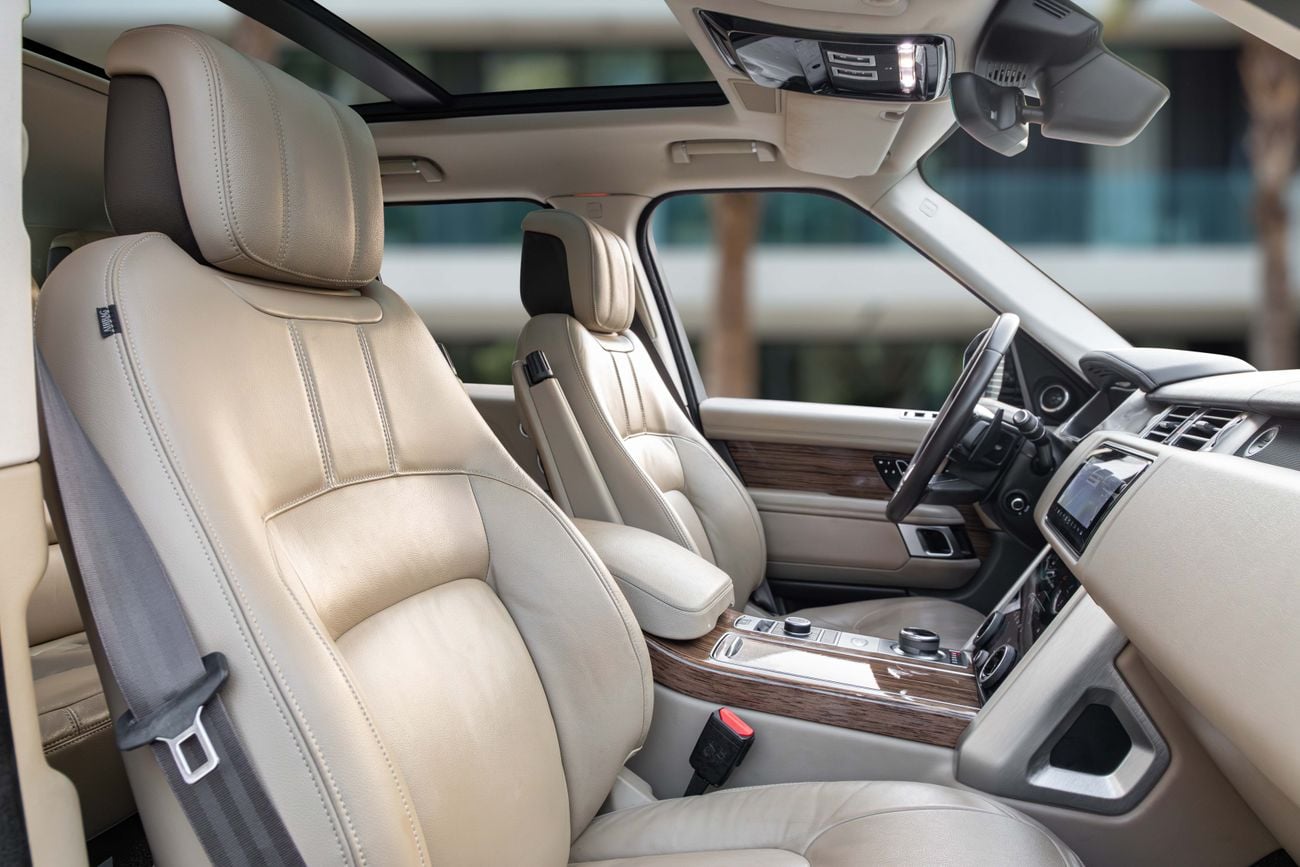 لاند روفر رينج روفر SE Range Rover | SE | 3,721 P.M | 0% Downpayment | Al Tayer History | Under Warranty!