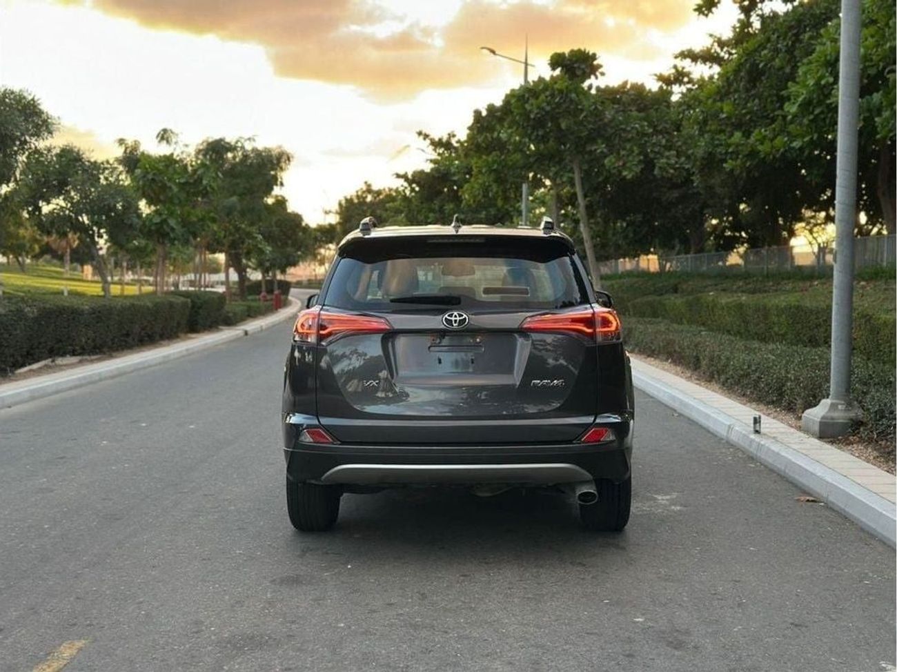 تويوتا راف ٤ VX 2.5L