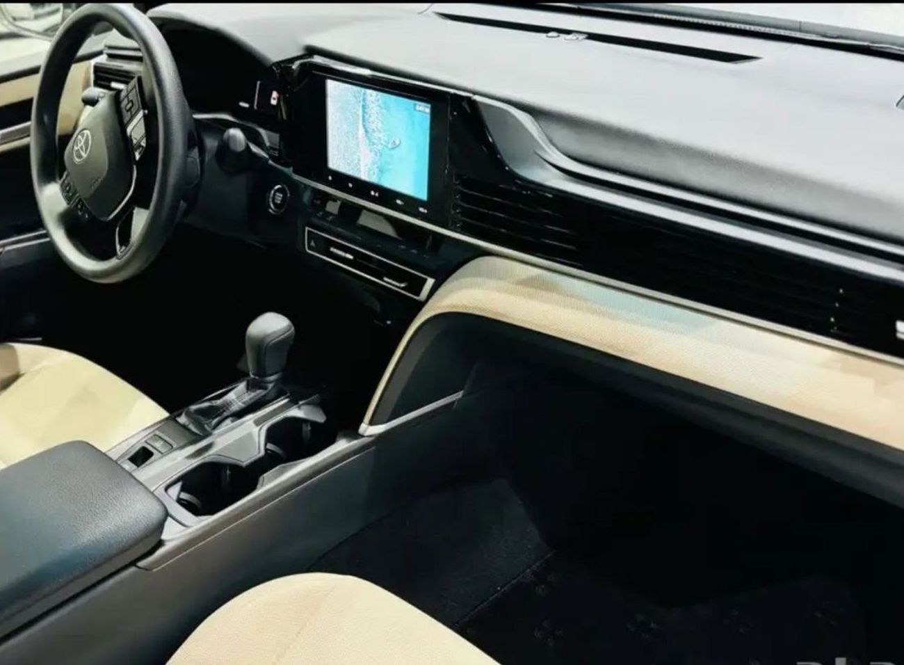 Toyota Camry 2.5L HYBRID 2024 GCC