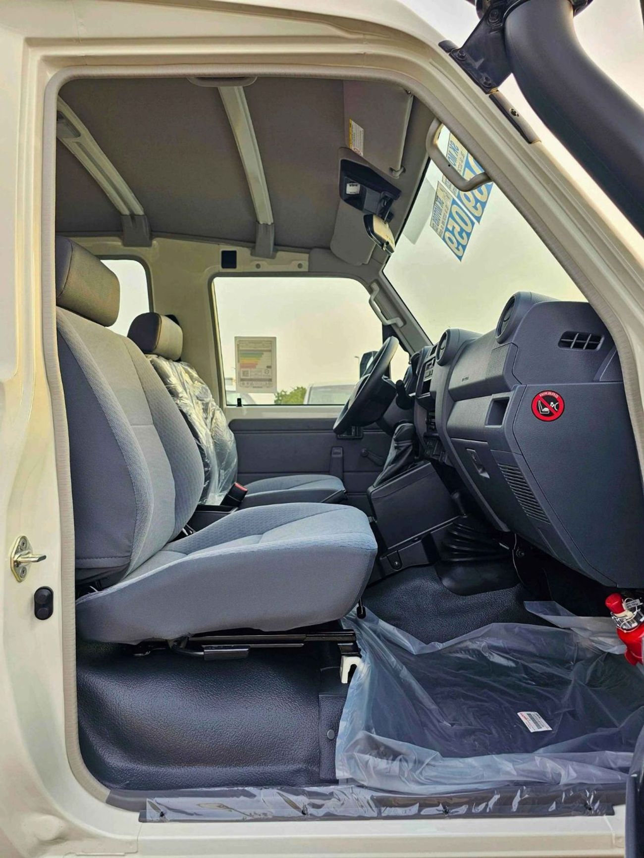 Toyota Land Cruiser 70 HARD TOP LC78/SNORKEL, ROOF RACK, DUAL TANK/4.0L PETROL 4WD/CODE#78ATY