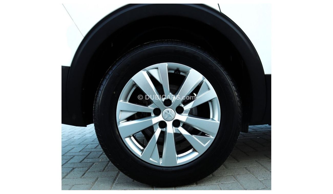 Peugeot 5008 Active Peugeot 5008 GCC 2019 in excellent condition