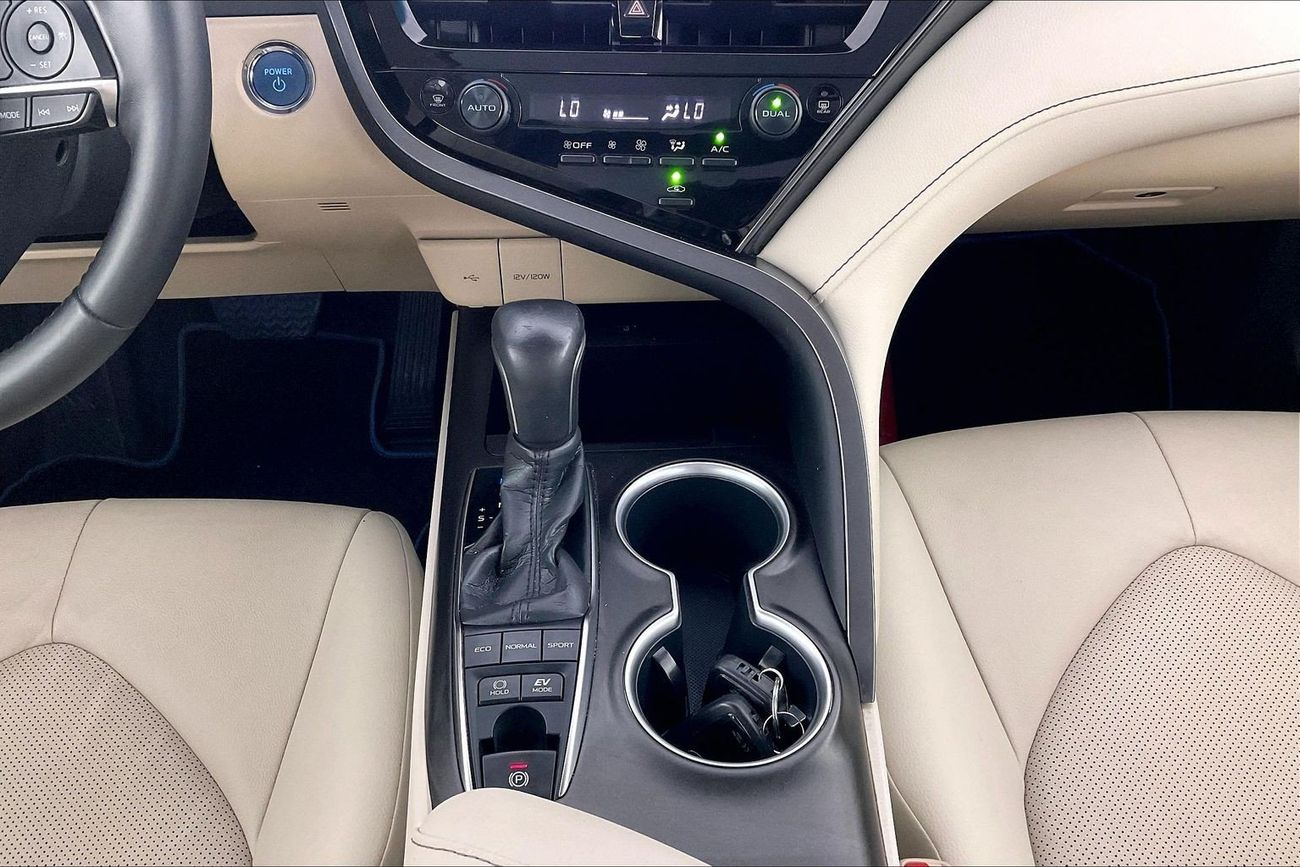 Toyota Camry Limited | Guaranteed Warranty | 0 Down Payment