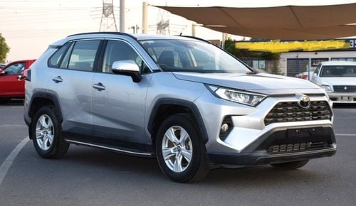 Toyota RAV4 LE 2.0L FWD