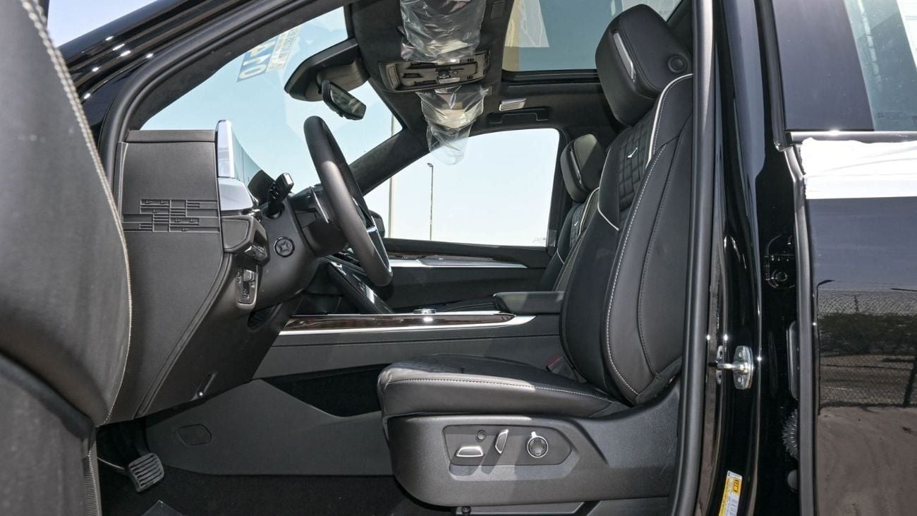 Cadillac Escalade Sport Platinum 6.2L AWD Cadillac Escalade Sport Platinum 2025 MY EXPORT ONLY