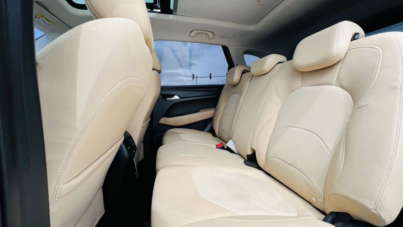 Chevrolet Captiva Premier 1.5L (150 HP) (7 Seater)