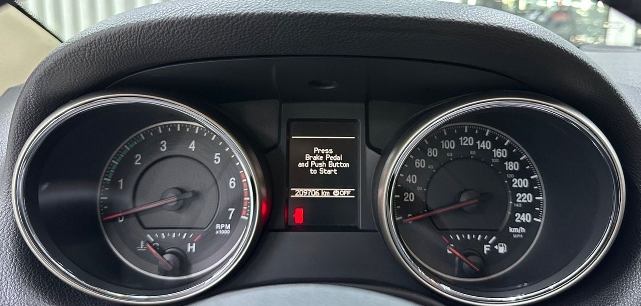 Jeep Grand Cherokee Limited 5.7L (360 HP)