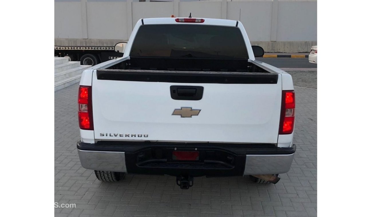 Chevrolet Silverado Coverlet  sILVERADO | US | V8 | IN VERY GOOD CONDITION