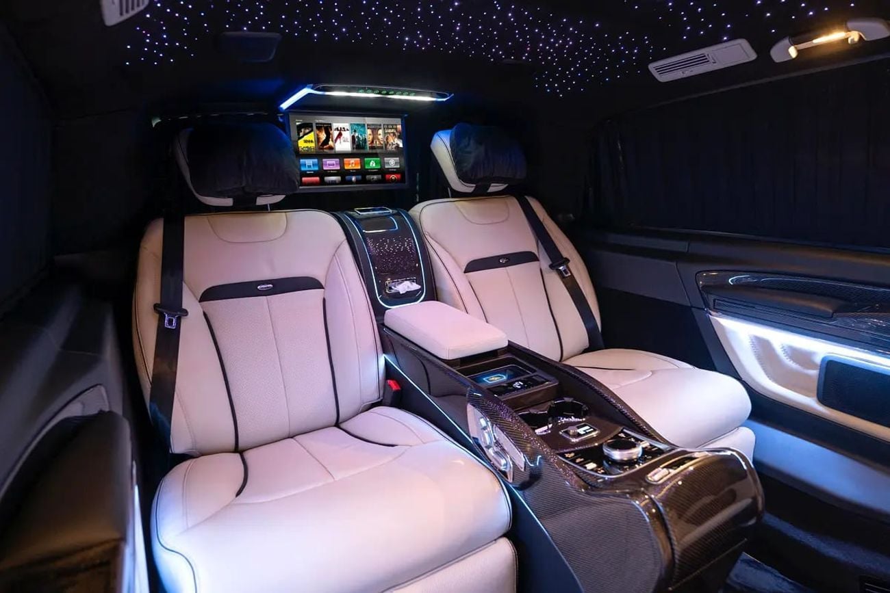 مرسيدس بنز V 300 NEW ARRIVAL 2026 MODEL VIP MERCEDES GCC V300 with ADDITIONAL REAR AC - 2 Years Warranty by VLINE