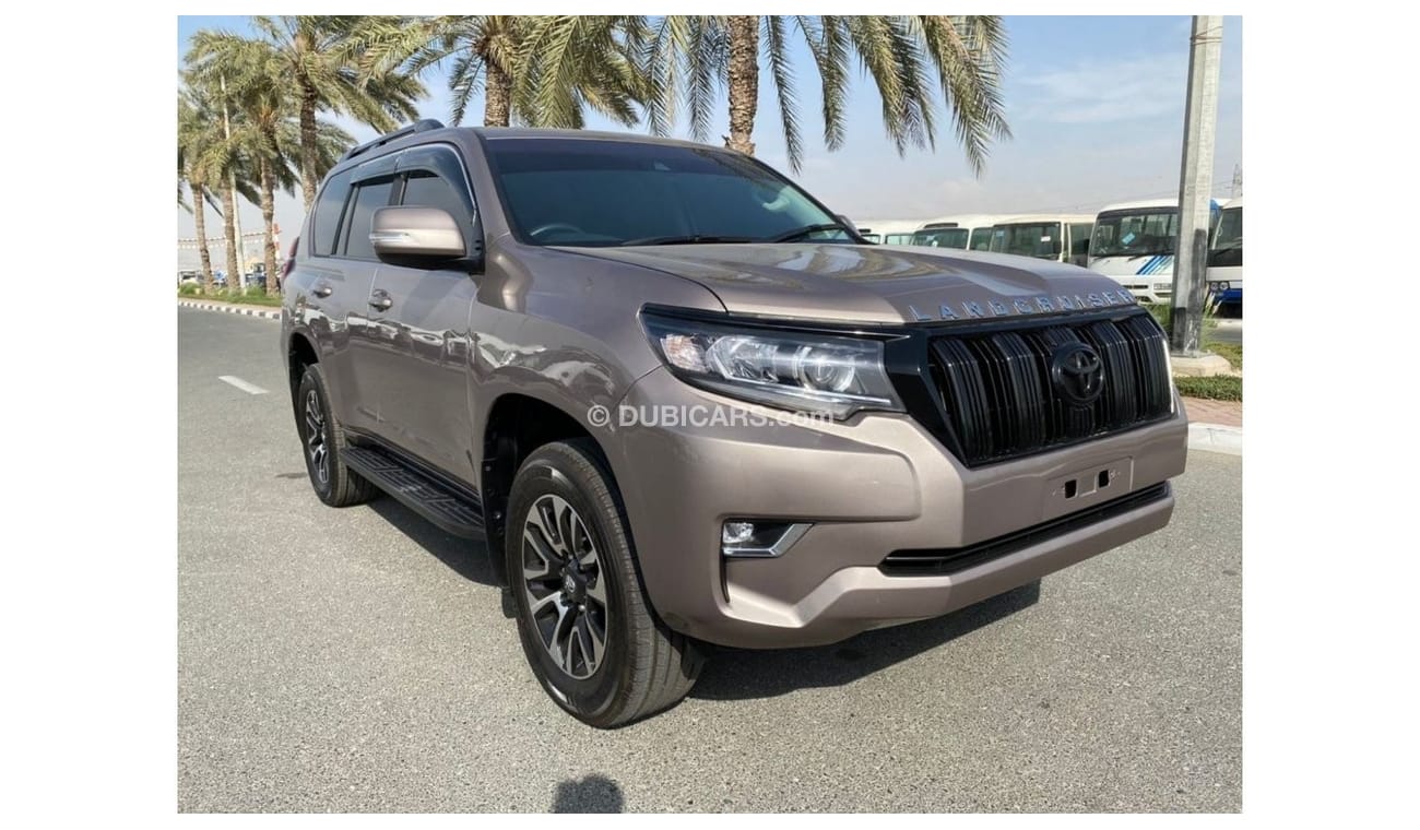 Used Toyota Prado 2021 for sale in Dubai - 613292