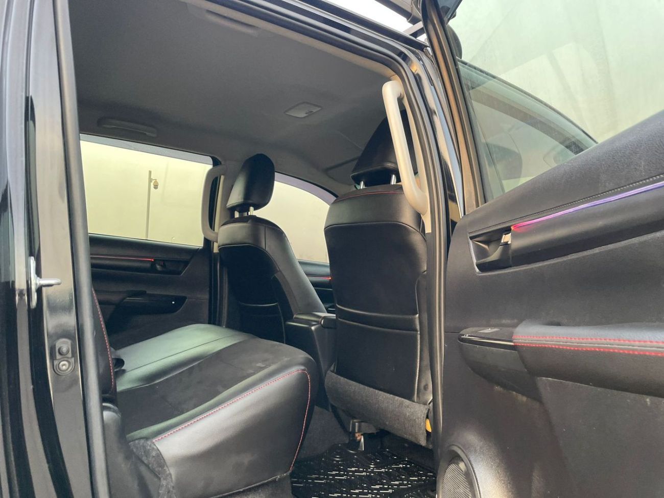 Toyota Hilux 2021 Toyota Hilux Revolution Edition Off road Package Full Option - 2.7L V4 AWD 4x4 - Full Bullbar A