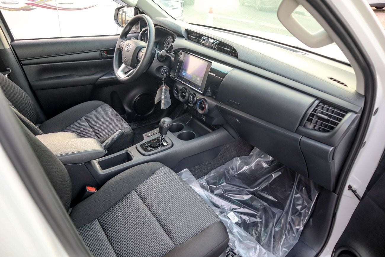 Toyota Hilux GL Toyota Hilux (TGN126) 2.7L Petrol A/T Pick-Up 4WD – 2026 Model