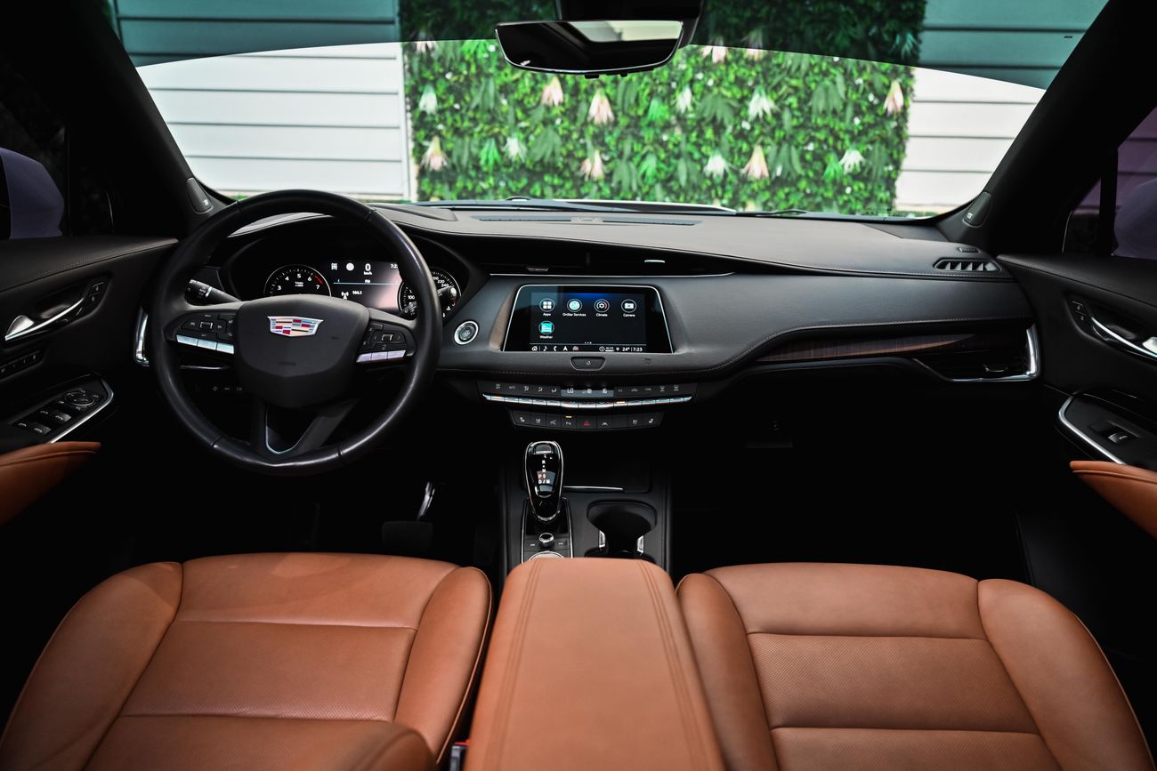 كاديلاك XT4 Premium Luxury | 3,425 P.M  | 0% Downpayment | Agency Warranty & Service